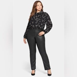 NYDJ Women’s Black Coated Marilyn Straight Leg Jeans Size 22W